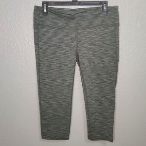 Athleta Capri leggings
